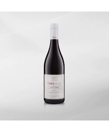 EXO123 x Vinyard Two Islands Pinot Noir 750 ml